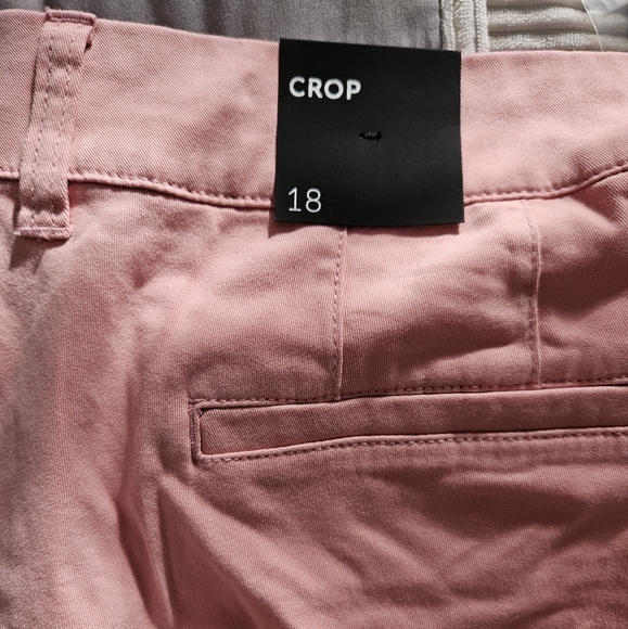 Lane Bryant Pink Cropped Pants Size 18 NWT - Picture 9 of 15